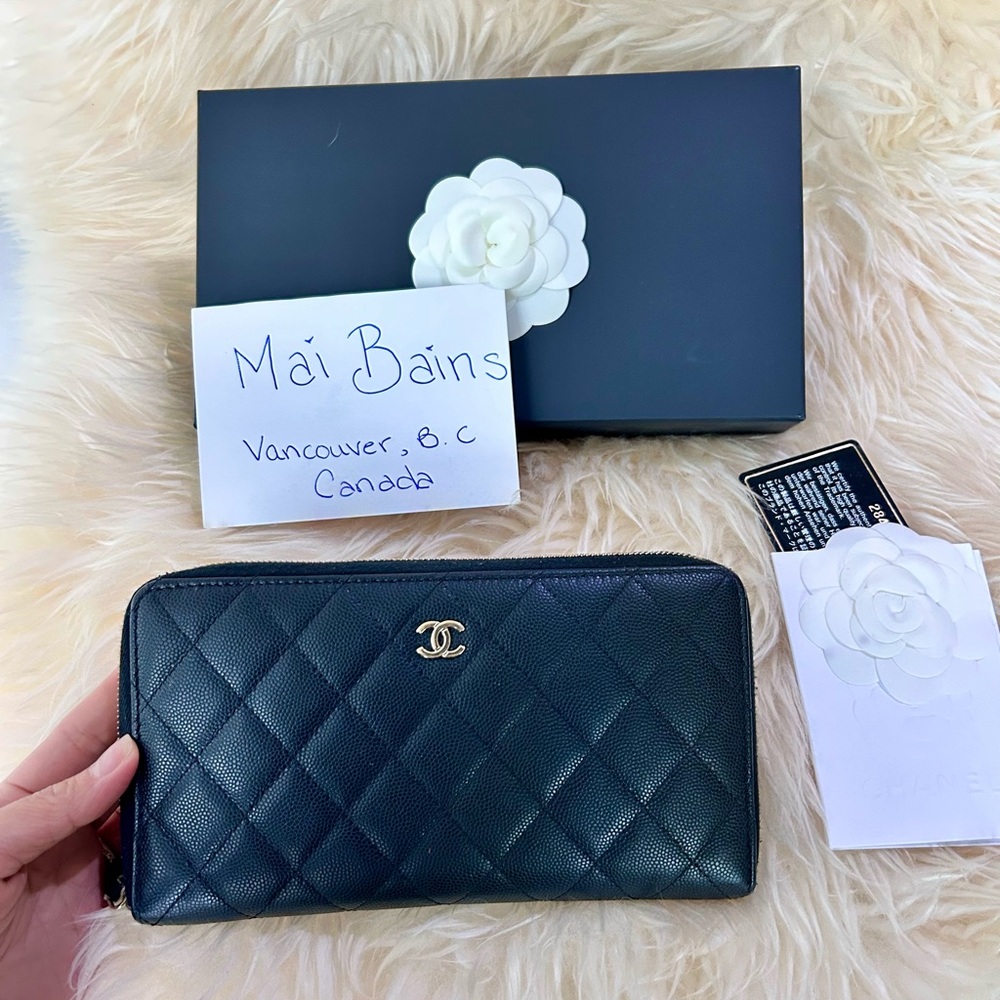 Chanel L-Grand Portefeuille Caviar Wallet with GHW